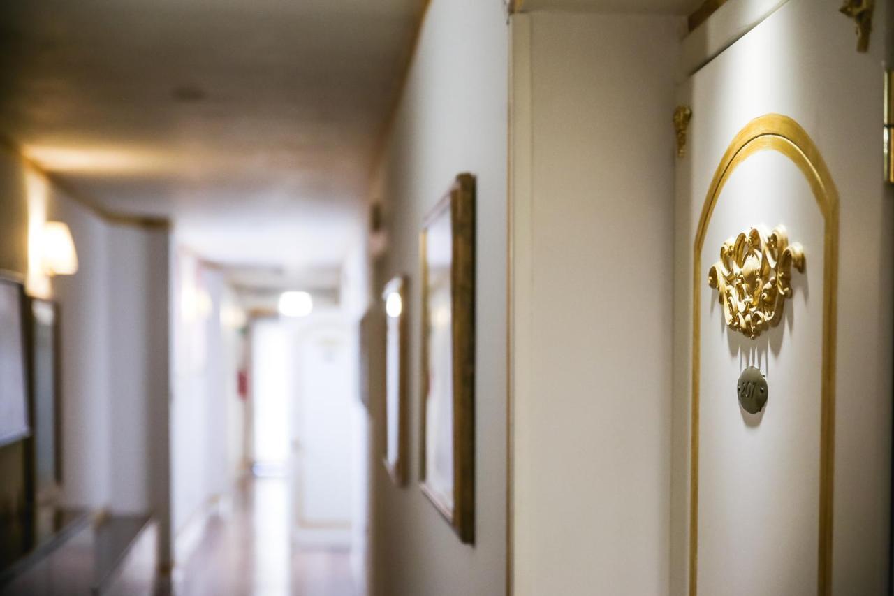 Hotel Villa Pigalle Tezze sul Brenta Luaran gambar