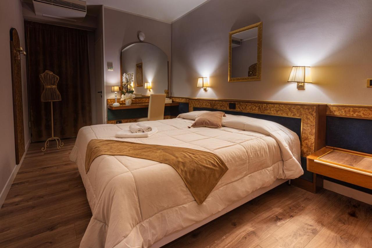 Hotel Villa Pigalle Tezze sul Brenta Luaran gambar