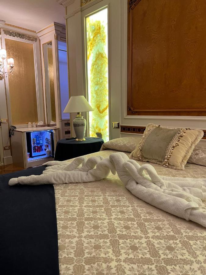 Hotel Villa Pigalle Tezze sul Brenta Luaran gambar
