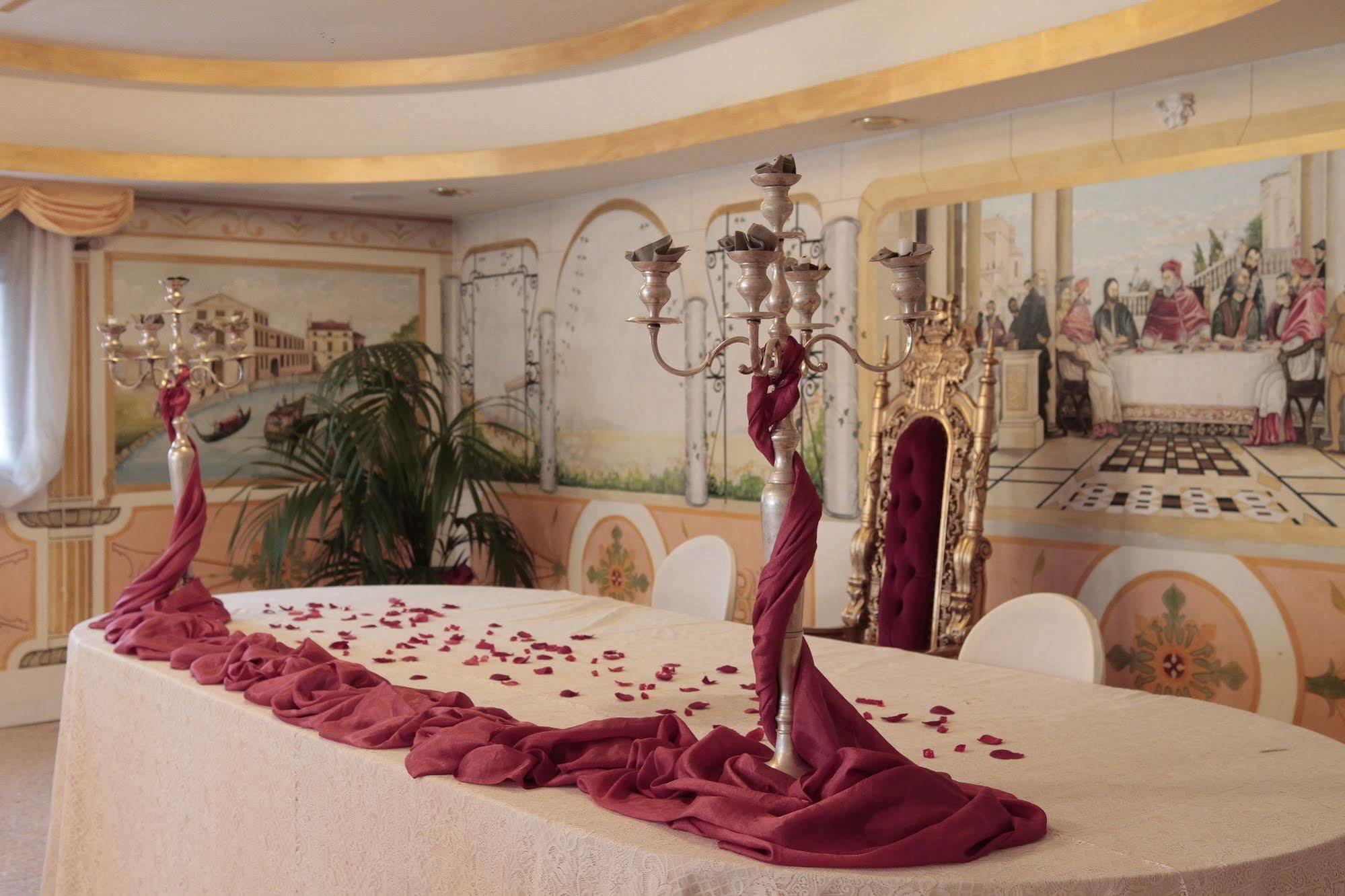 Hotel Villa Pigalle Tezze sul Brenta Luaran gambar